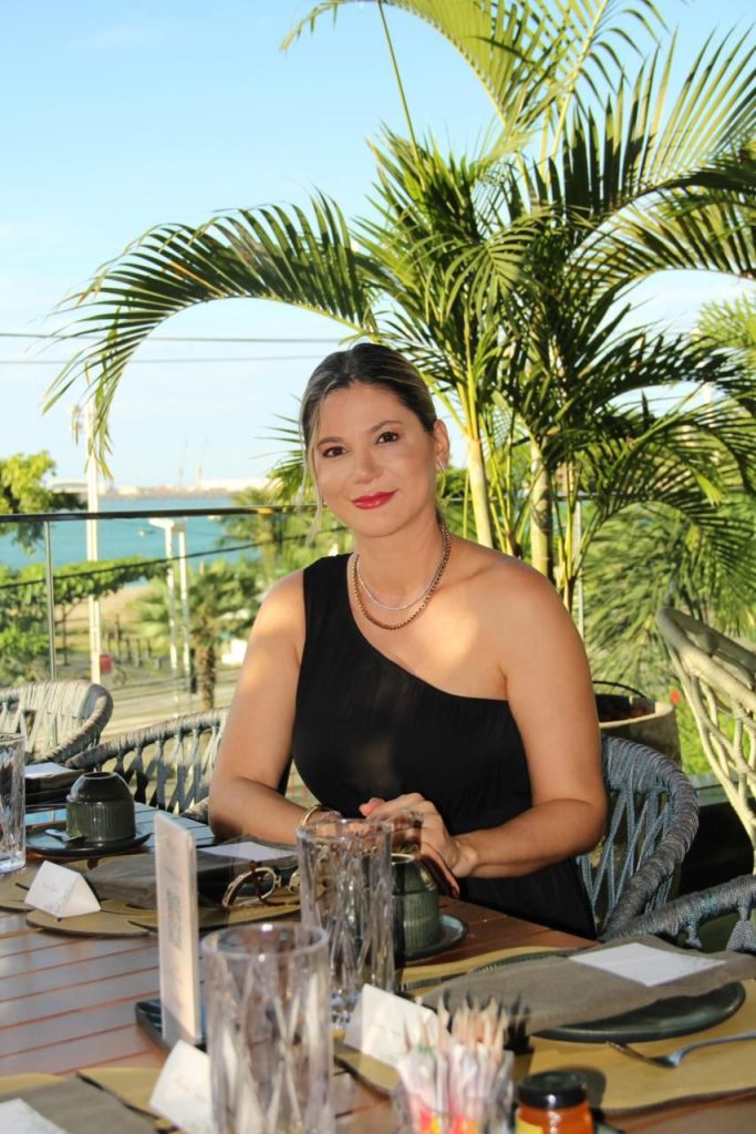 Karla Bessa realiza encontro com pacientes em celebração ao Dia das Mães