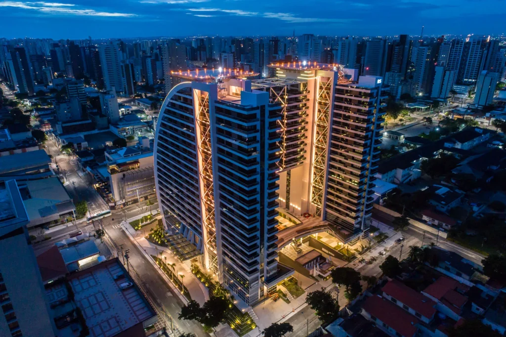 Turismo de negócios cresce no Brasil e fortalece Fortaleza como um dos principais destinos corporativos