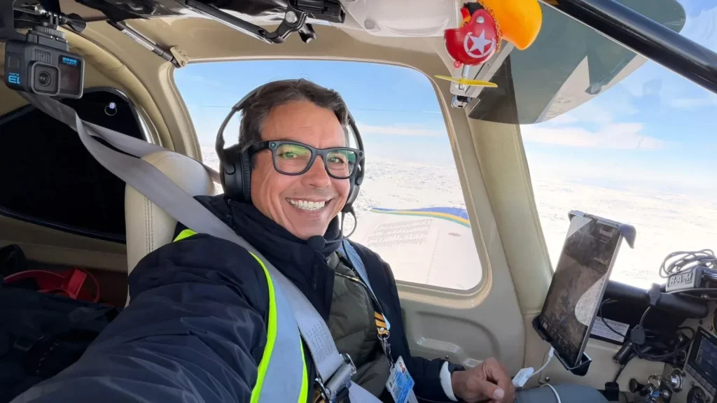 Piloto cearense Alexandre Frota conclui volta ao mundo e entra para a história da aviação brasileira