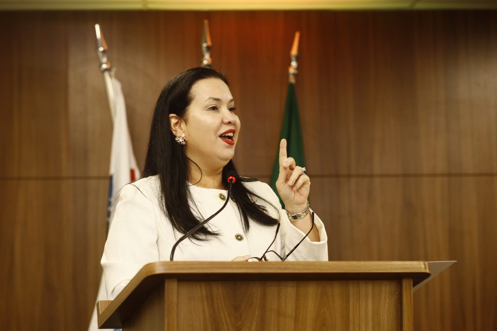 OAB Ceará celebra trajetórias que fazem história na advocacia com a Medalha Advogado Padrão