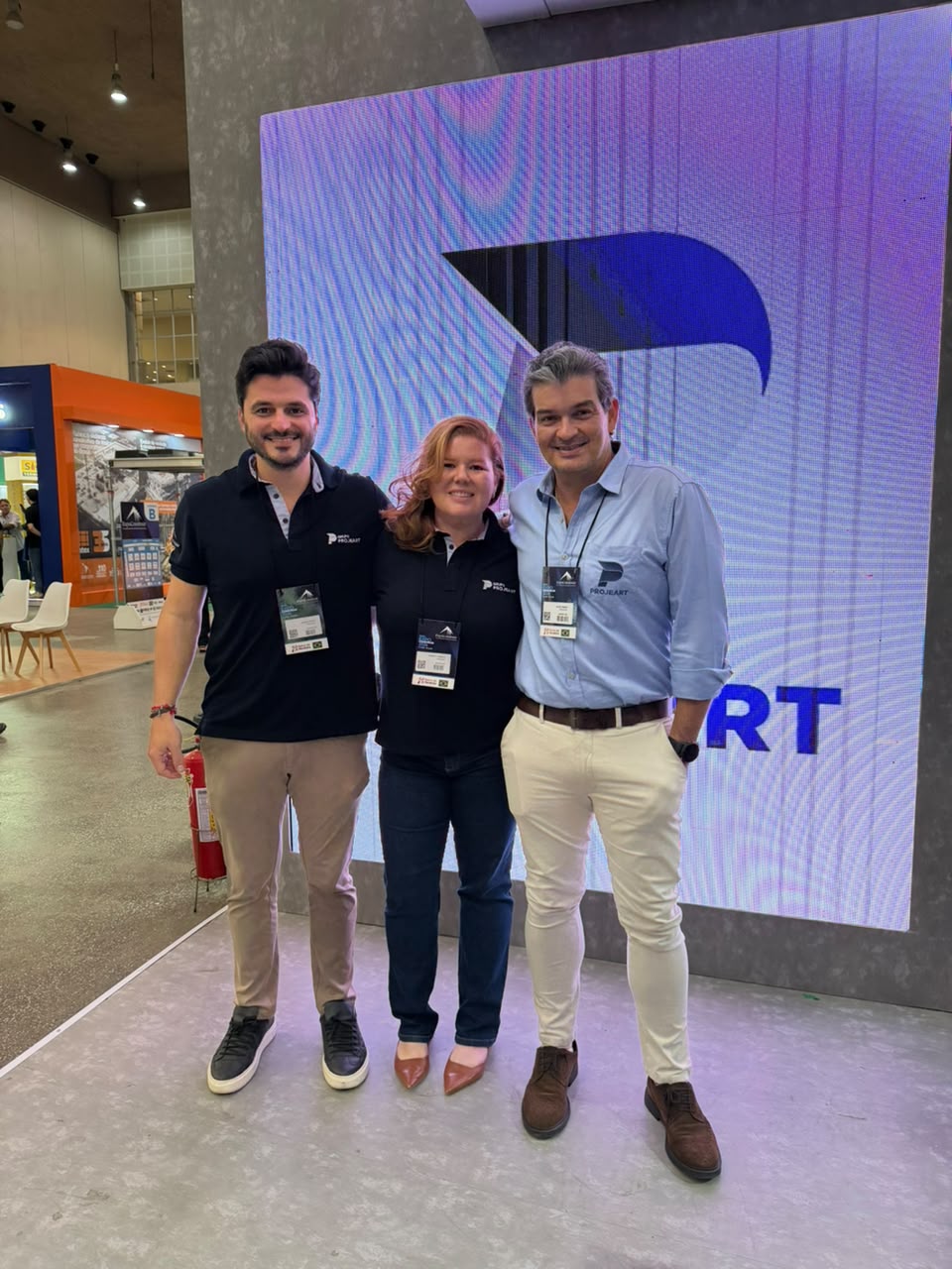 Grupo Projeart amplia atuação e apresenta nova linha de telhas metálicas na ExpoConstruir