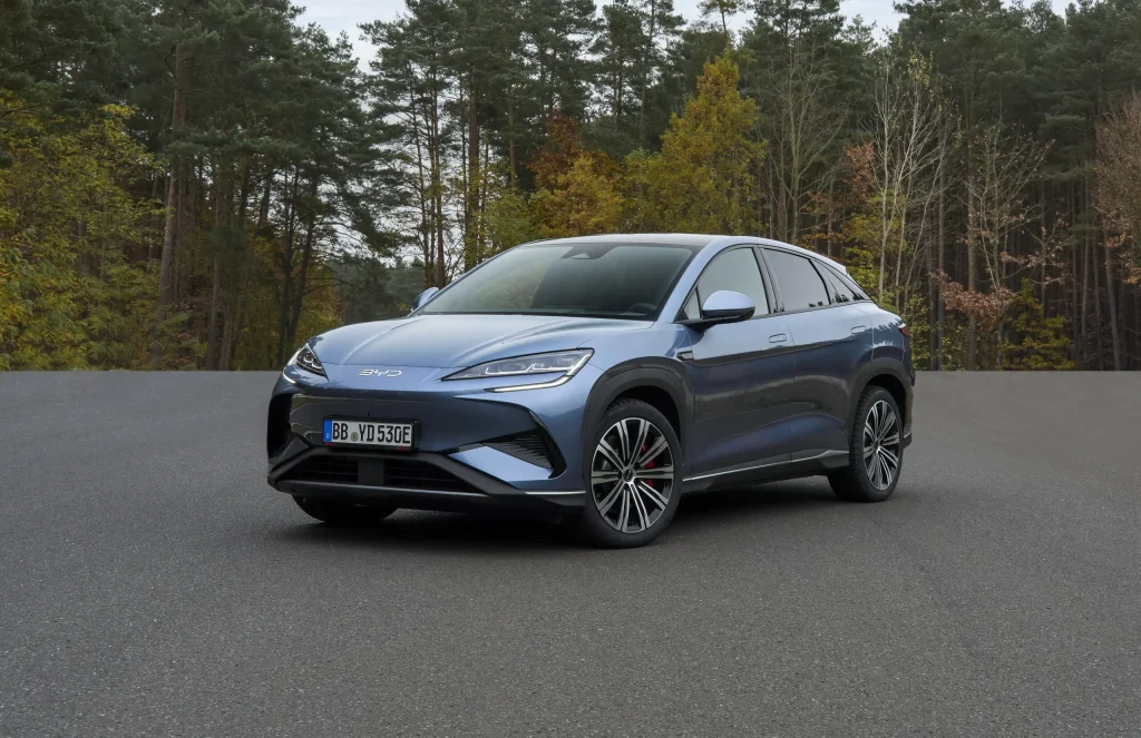 BYD Sealion 7 combina desempenho e tecnologia em SUV elétrico premium