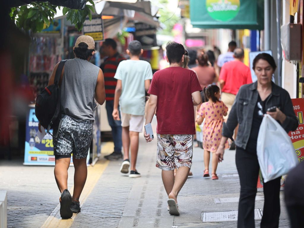 Economia do Ceará deve crescer 1,6% com força de serviços e indústria até 2027