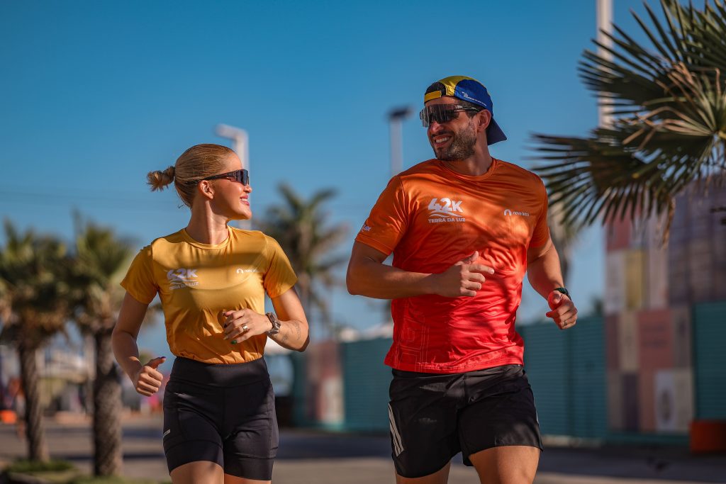 Maratona 42K Terra da Luz reúne esporte, história e turismo em prova de costa a costa por Fortaleza