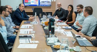 SENAI Ceará recebe Casa dos Ventos e TotalEnergies para discutir projetos de inovação e transição energética