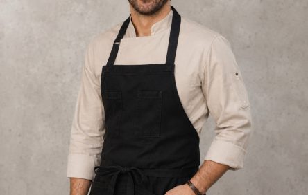 Chef Felipe Caputo apresenta técnicas de cozinha ao vivo no Festival Costume Gourmet