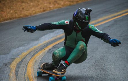 Super Downhill Meruoca 2026 reúne atletas nacionais e internacionais numa competição de velocidade na Serra da Meruoca, no Ceará