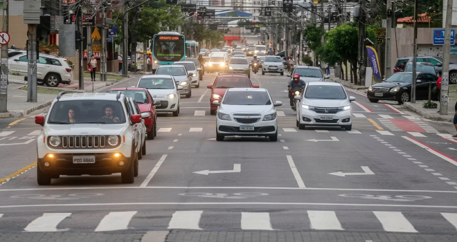 Gasolina com 35% de etanol entra em fase de testes; saiba o que muda para os motoristas do Ceará
