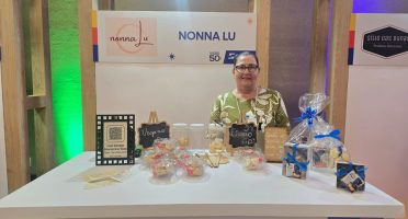 Aos 71 anos, empreendedora transforma paixão pela cozinha em fonte de renda
