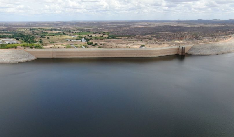 Até esta terça-feira (12), o Castanhão estava com 17,72% de volume, o Orós com 42,18%. Fotos: Divulgação/SRH.