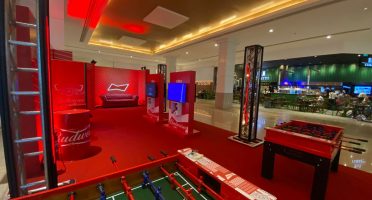 Ação especial da Budweiser recebe consumidores com jogos, quiz e prêmios. Foto: Divulgação.