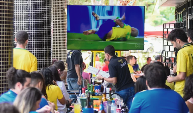 Já o varejo, que costuma fechar mais cedo nesses dias, registra queda no faturamento. Foto: Matheus Veloso/Metrópoles.