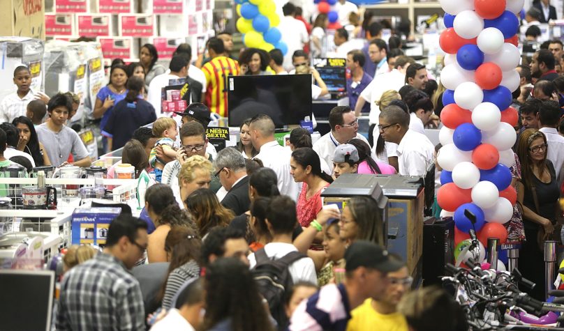 Comércio deve movimentar neste ano quase R$ 1,5 bilhão na Black Friday, um crescimento de 7,9% frente a 2018, ano da última copa. Foto: Paulo Pinto/Fotos Públicas.