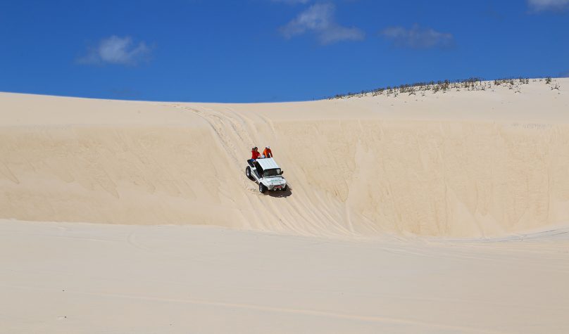 No município cearense, é possível percorrer todas as praias de buggy. (Fotos: Setur Aquiraz)