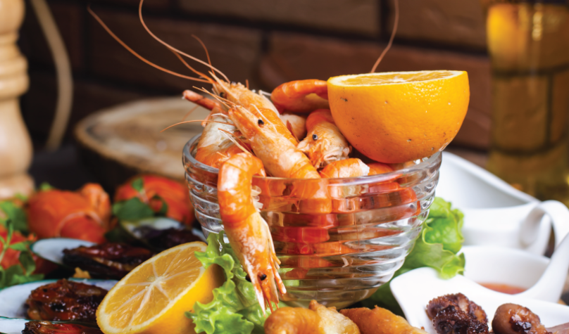 Para 2022, a expectativa da produção local é de 60 mil toneladas de camarão. Foto: Freepik.