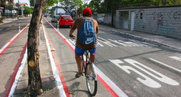 Já são 413,7 km de ciclofaixas, ciclovias e similares distribuídos por todas as regionais da cidade. Foto: Divulgação/PMF.