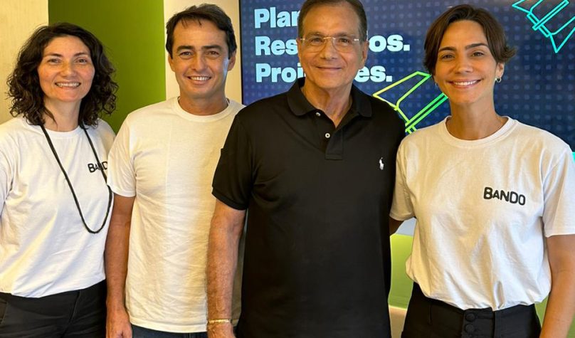 Empresário Beto Studart com os Sócios da Bando Propaganda Chris Calixto, Giácomo Brayner e Karine Studart.
