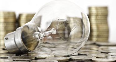 Medida considera a devolução de tributos pagos a mais pelos consumidores em 2021. Foto: Freepik.