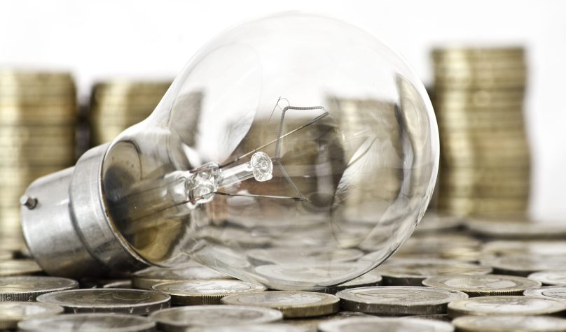 Medida considera a devolução de tributos pagos a mais pelos consumidores em 2021. Foto: Freepik.