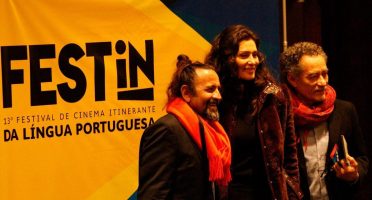 O diretor Halder Gomes e os atores Maria Fernanda Cândido e Chico Diaz. Foto: Yasmim Mathiola/FESTin.