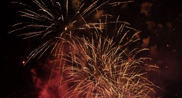 Em fevereiro, a Câmara Municipal aprovou lei que proíbe fogos que causem barulho.