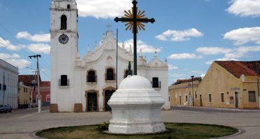 Igreja da Matriz, no Largo do Theberge, em Icó. Fotos: Acervo Iphan.