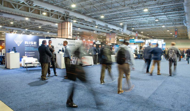 Além da Sedet, participaram representantes de empresas que pretendem se instalar no Ceará. (Foto: Reprodução Twitter/Business Network for Offshore Wind)