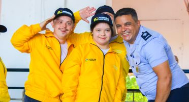 Alunos participam de práticas esportivas, educacionais, apoio alimentar e momentos cívicos. Fotos: Soldado Sad Busson/BAFZ.