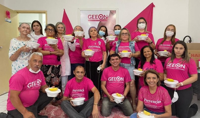 Projeto doou 70 refeições e uma televisão para as mulheres em tratamento.