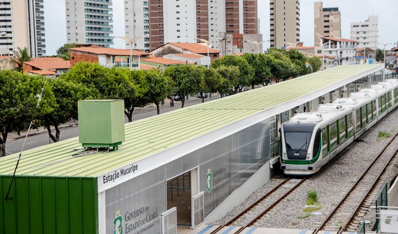 São gastos evitados por haver menor fluxo de ônibus, carros e motos nas ruas. Foto: Ascom Metrofor.