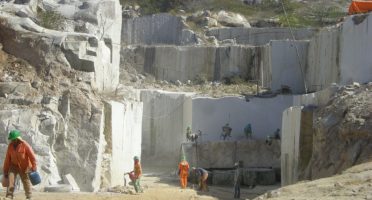 Com duração de um ano, o projeto pretende identificar depósitos minerais em diversas regiões cearenses. Foto: Ascom CPRM.