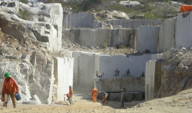 Com duração de um ano, o projeto pretende identificar depósitos minerais em diversas regiões cearenses. Foto: Ascom CPRM.