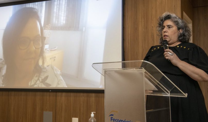 A coordenadora de Produção Associada ao Turismo do MTur, Anna Modesto, participou por videoconferência do evento. Foto: Divulgação/MTur.