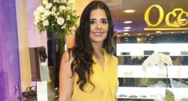 A empresária e fundadora da Occularia, Aline Vieira, fala sobre os diferenciais da loja. Foto: Frisson.