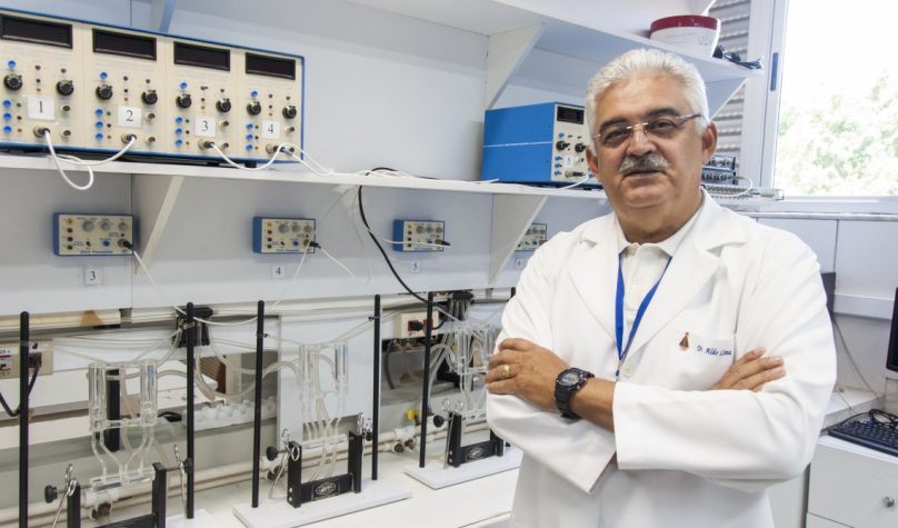 O Prof. Aldo Ângelo Moreira Lima, do Programa de Pós-Graduação em Farmacologia, é um dos 12 que aparecem nos rankings. Foto: Viktor Braga/UFC Informa.