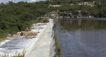 Os 155 açudes monitorados pela Cogerh acumulam 34,6% de volume. Foto: Nívia Uchoa/Gov do Ceará.
