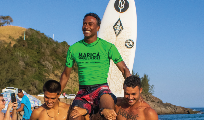 Cauã Costa é campeão masculino e Silvana Lima fica em 2º lugar nas ondas de Ponta Negra. Fotos: Gleyson Silva.