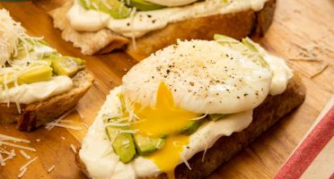 O café da manhã vai ganhar novos sabores com esta receita de torrada. Foto: Divulgação.