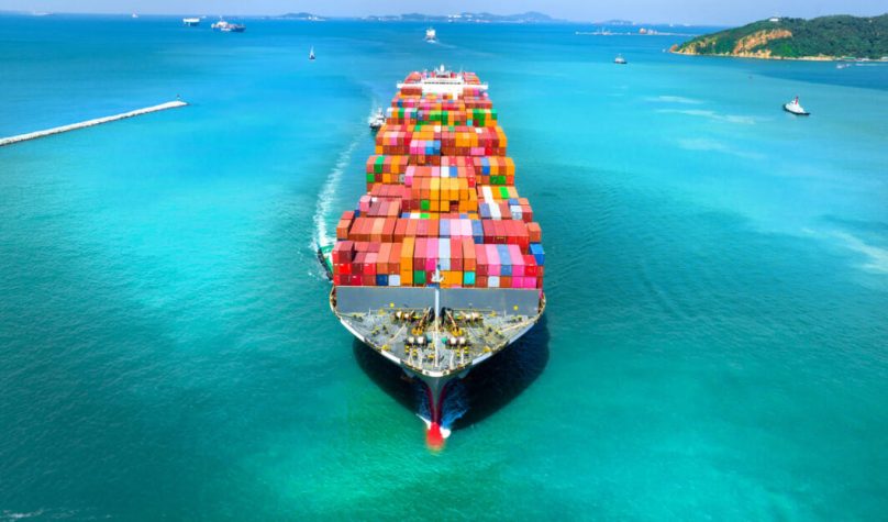 Exportações do Ceará crescem 8,2% e déficit comercial recua 32,4% em 2026